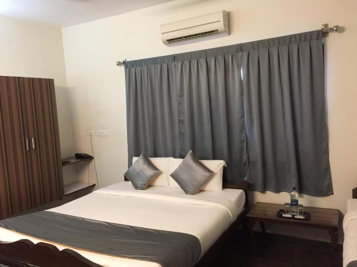 Pp Residency Hotel Covelong Exterior foto
